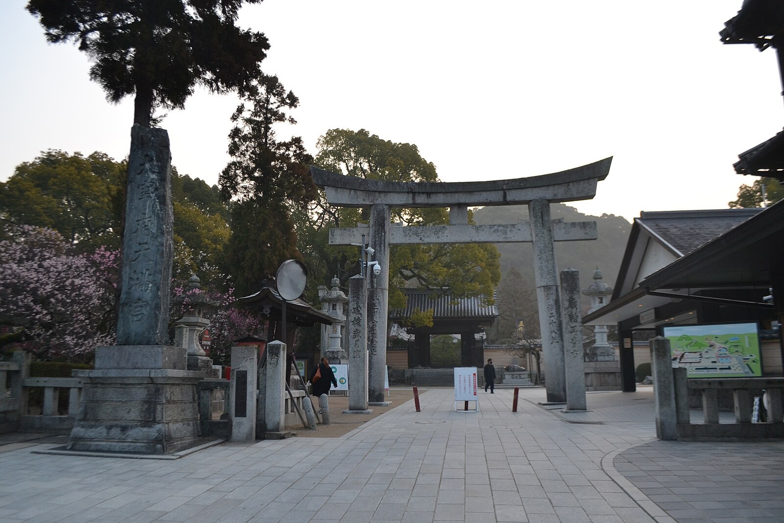 Dazaifu Tenmangu torii and grounds