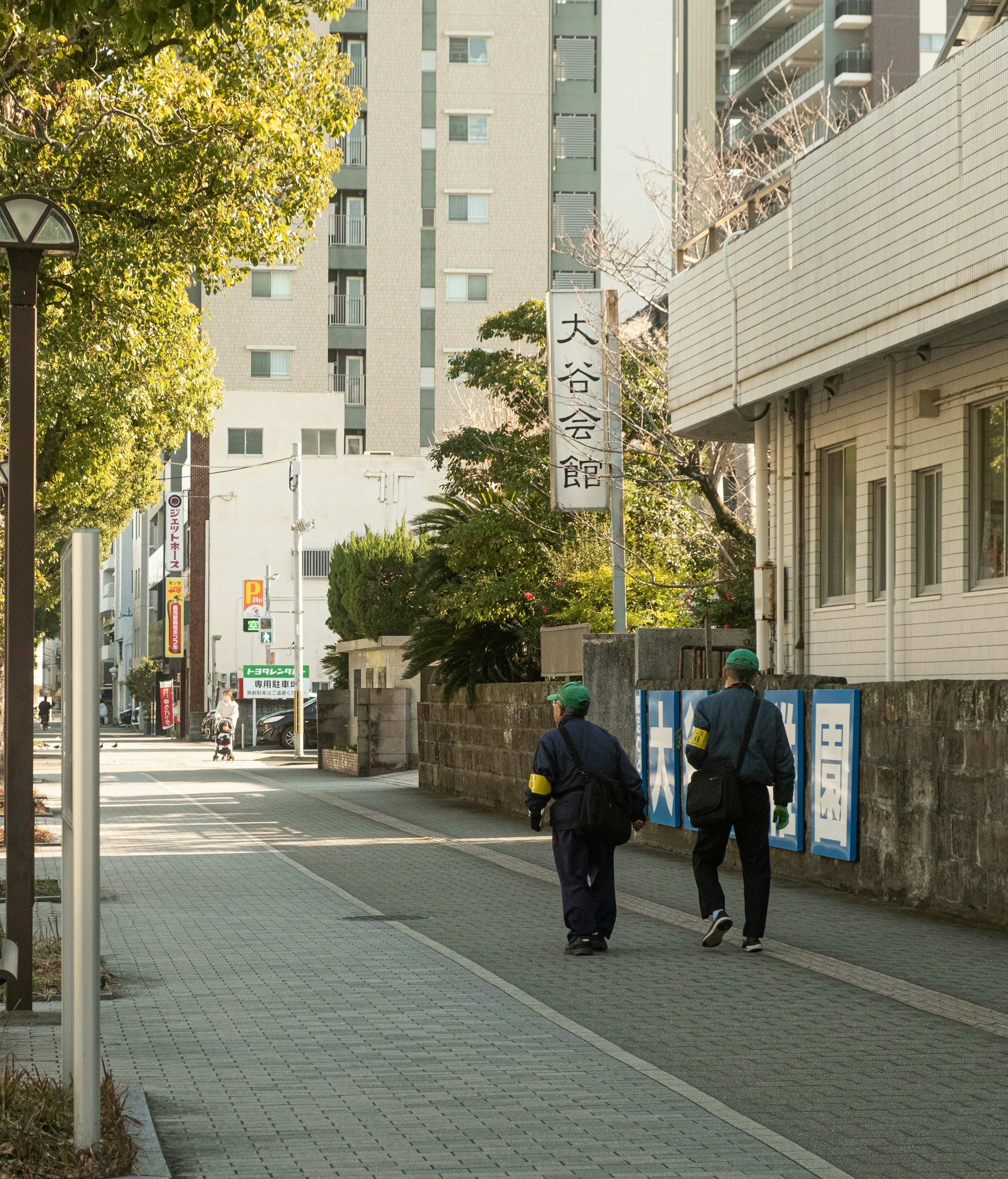 가고시마 도심 거리와 보행자